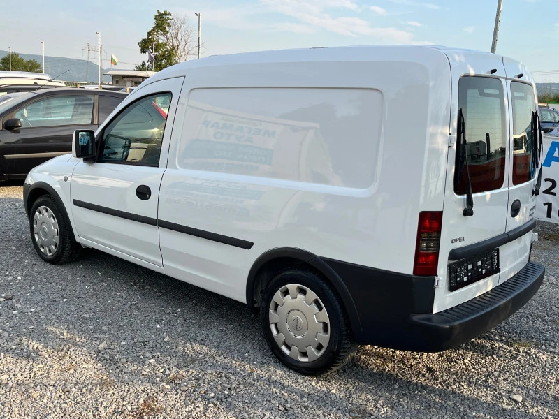 Opel Combo 1.6i Метан, снимка 6 - Автомобили и джипове - 46590591