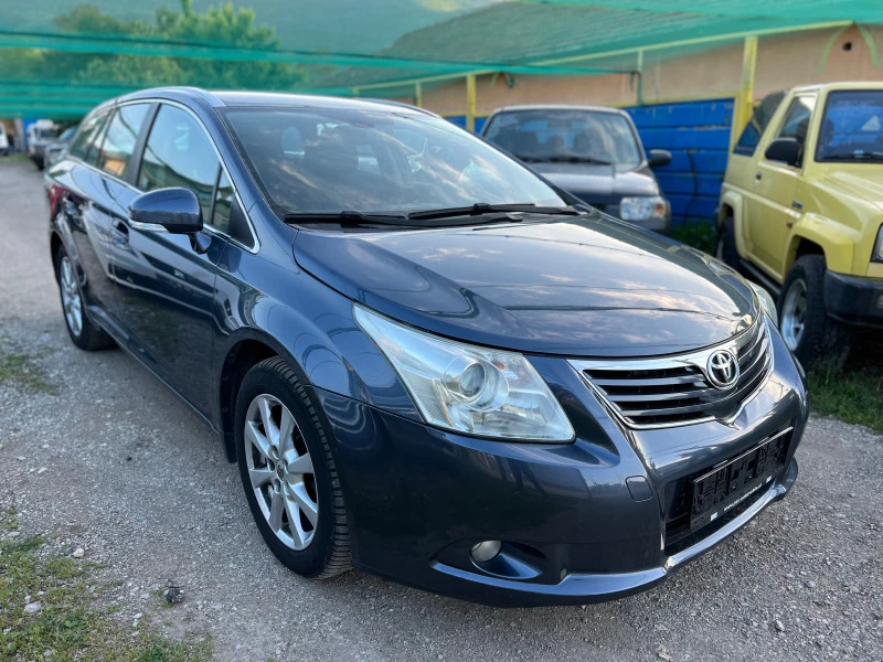 Toyota Avensis 2.2d 150hp NAVI, снимка 1 - Автомобили и джипове - 46656632