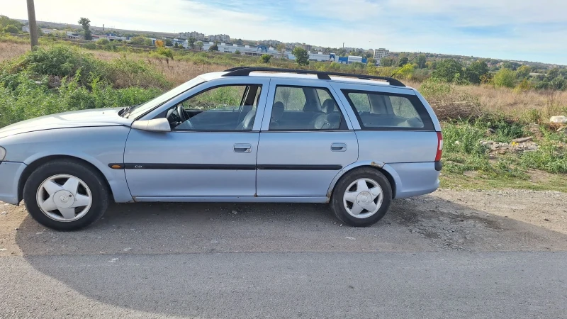 Opel Vectra, снимка 2 - Автомобили и джипове - 47510734