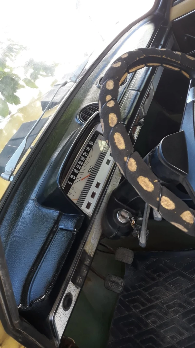 Lada 2101 1.2 64hp, снимка 14 - Автомобили и джипове - 52545487