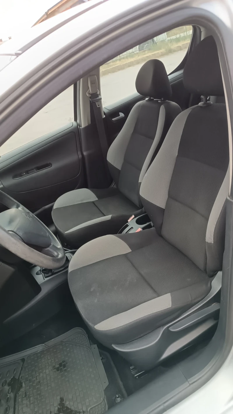 Peugeot 207 1.4, снимка 8 - Автомобили и джипове - 52282245