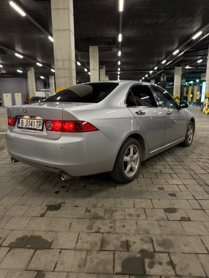 Honda Accord 2.4 I-VTEC, снимка 6 - Автомобили и джипове - 53067085
