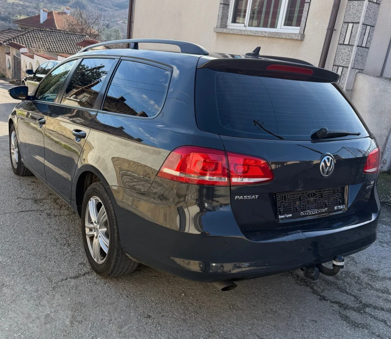 VW Passat 1.6 TDI , снимка 4 - Автомобили и джипове - 53141972
