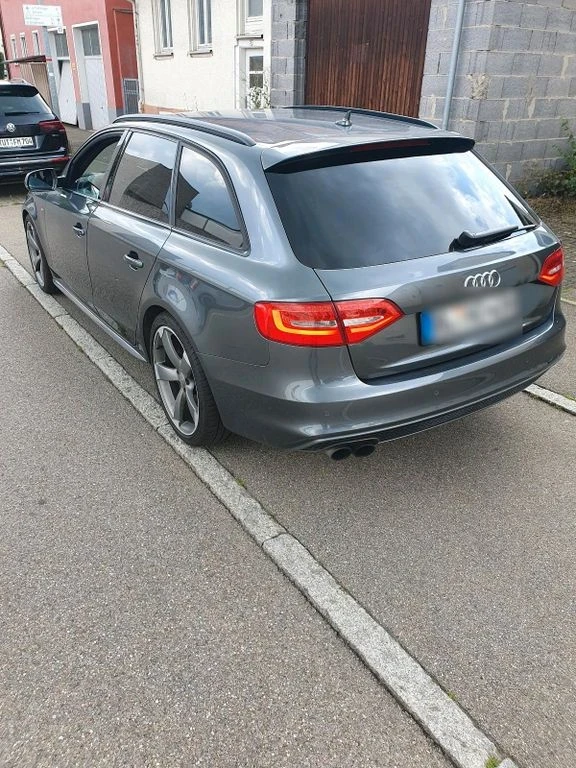 Audi A4 Avant 1.8 tfsi S-line plus Black Edition, снимка 4 - Автомобили и джипове - 47342494