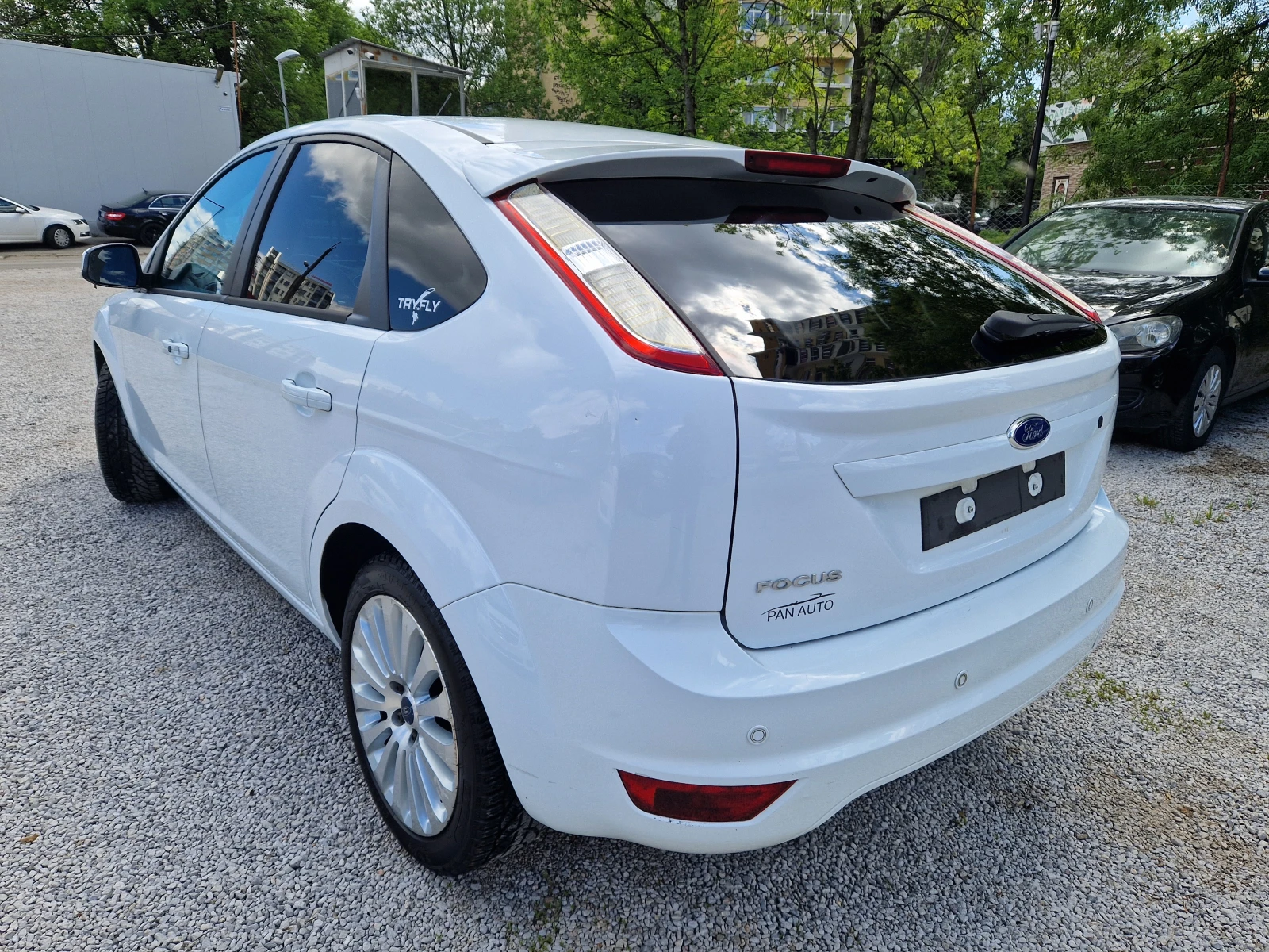 Ford Focus 1.6 газов инжекцион - изображение 7