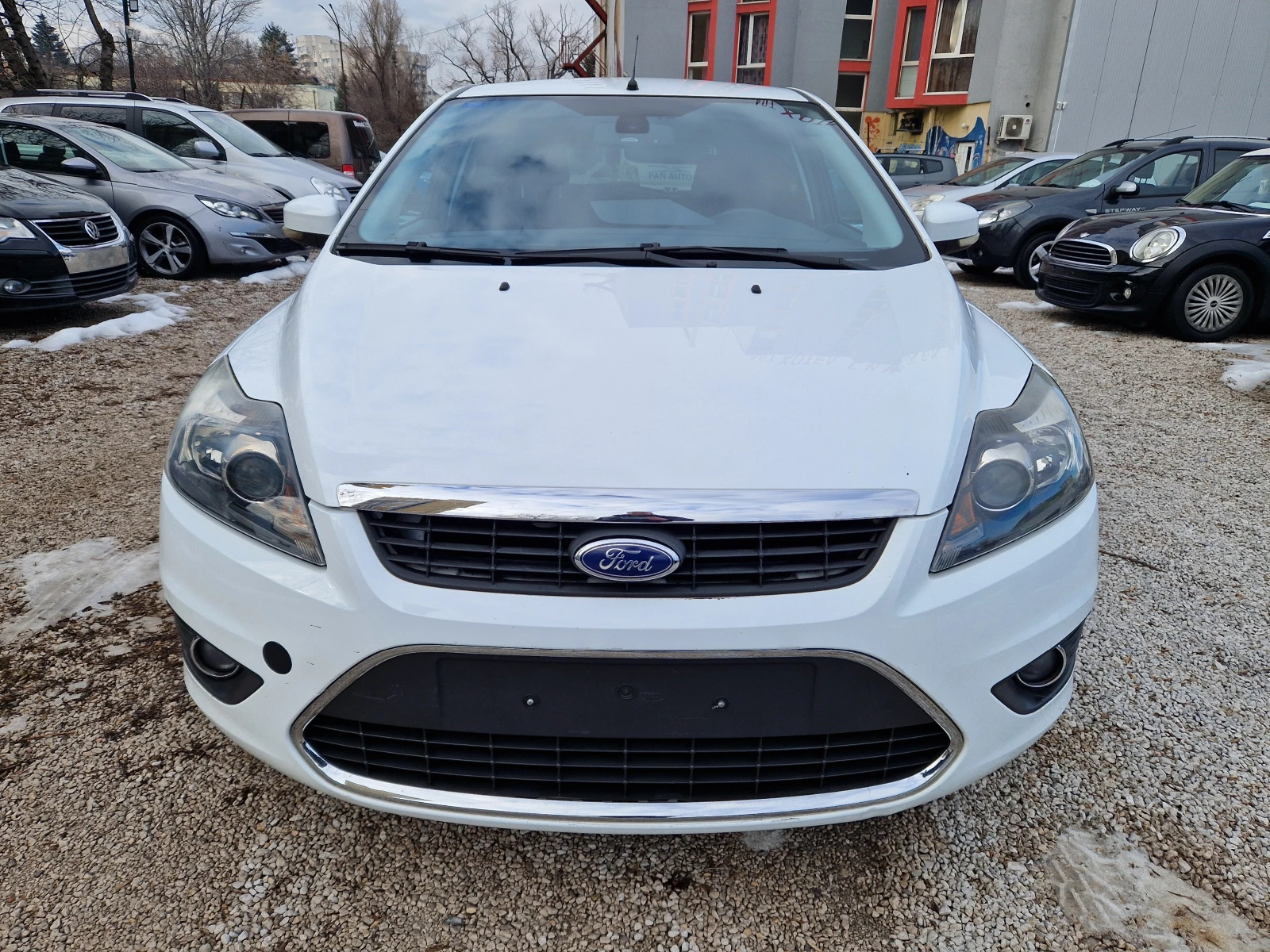 Ford Focus 1.6 газов инжекцион - изображение 2