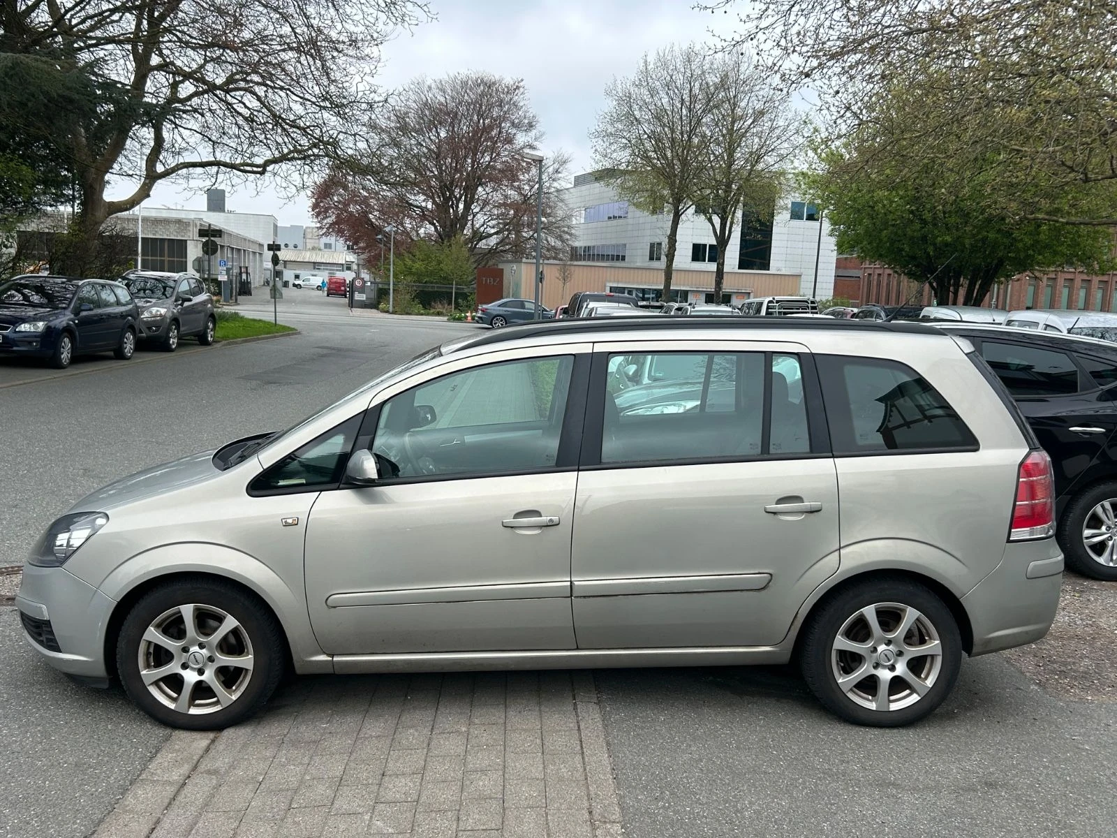 Opel Zafira B Edition 6+ 1 - изображение 5