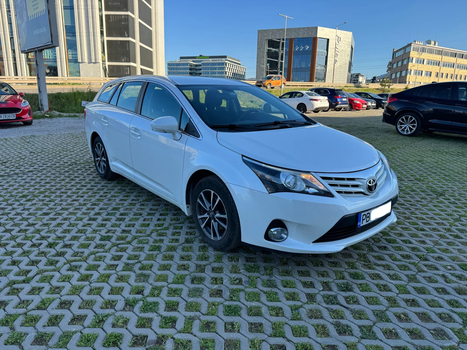 Toyota Avensis  - изображение 3