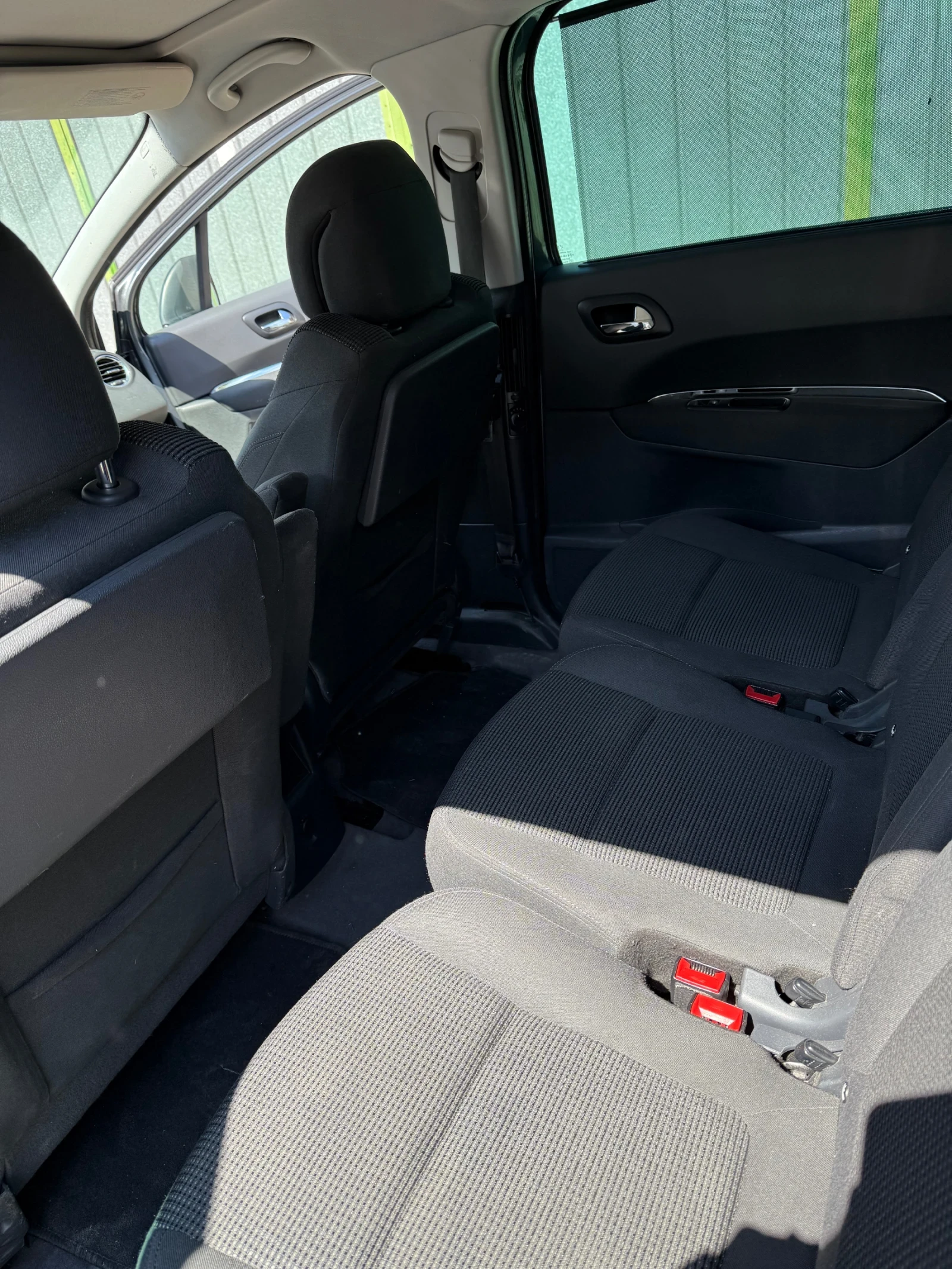 Peugeot 5008  - изображение 6