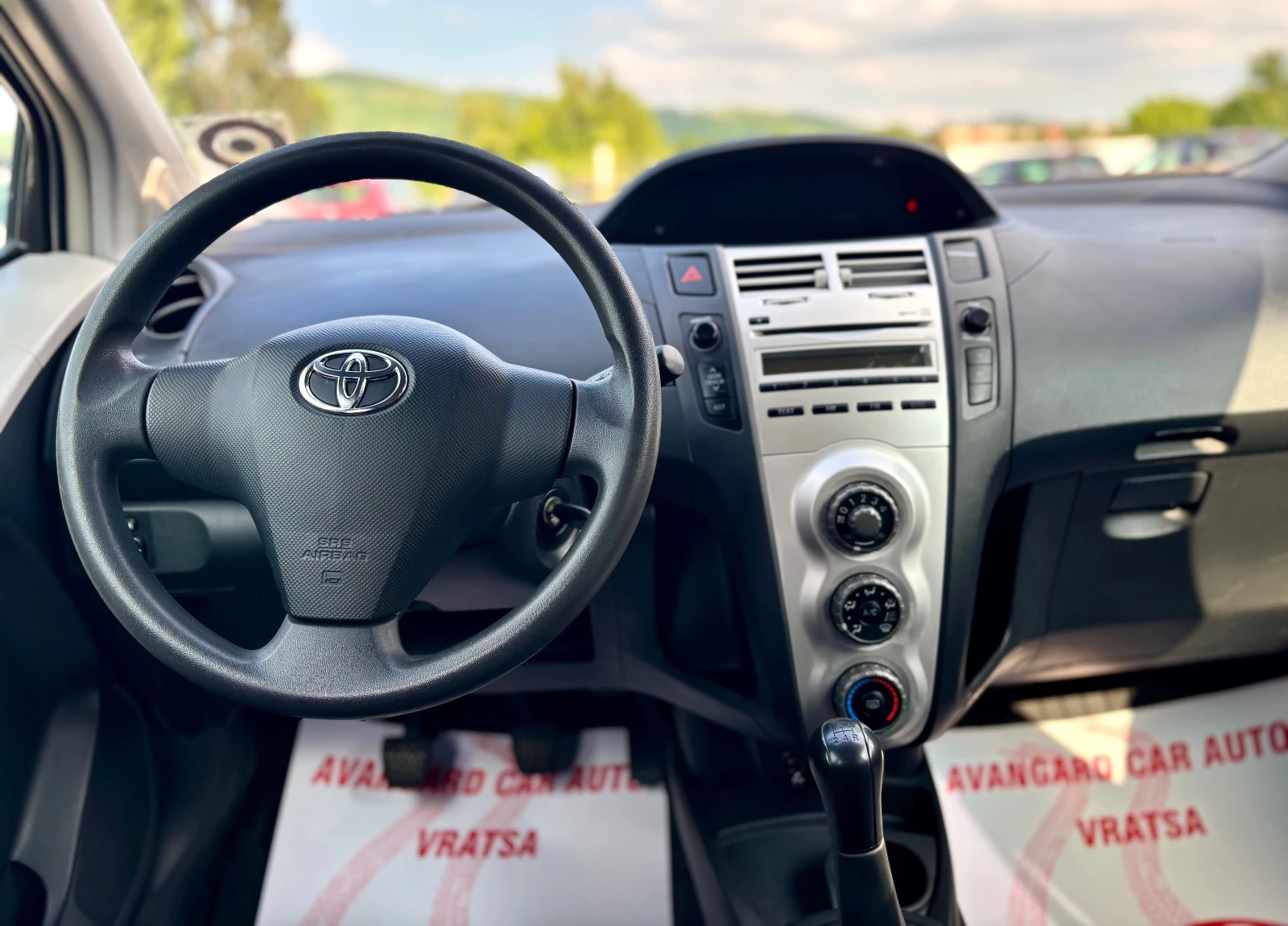 Toyota Yaris  - изображение 7