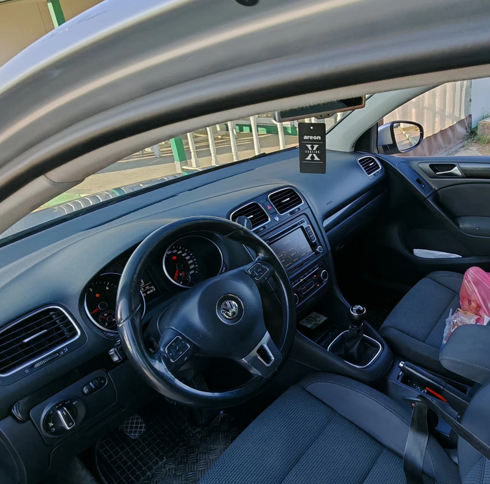 VW Golf 1.6tdi - изображение 9