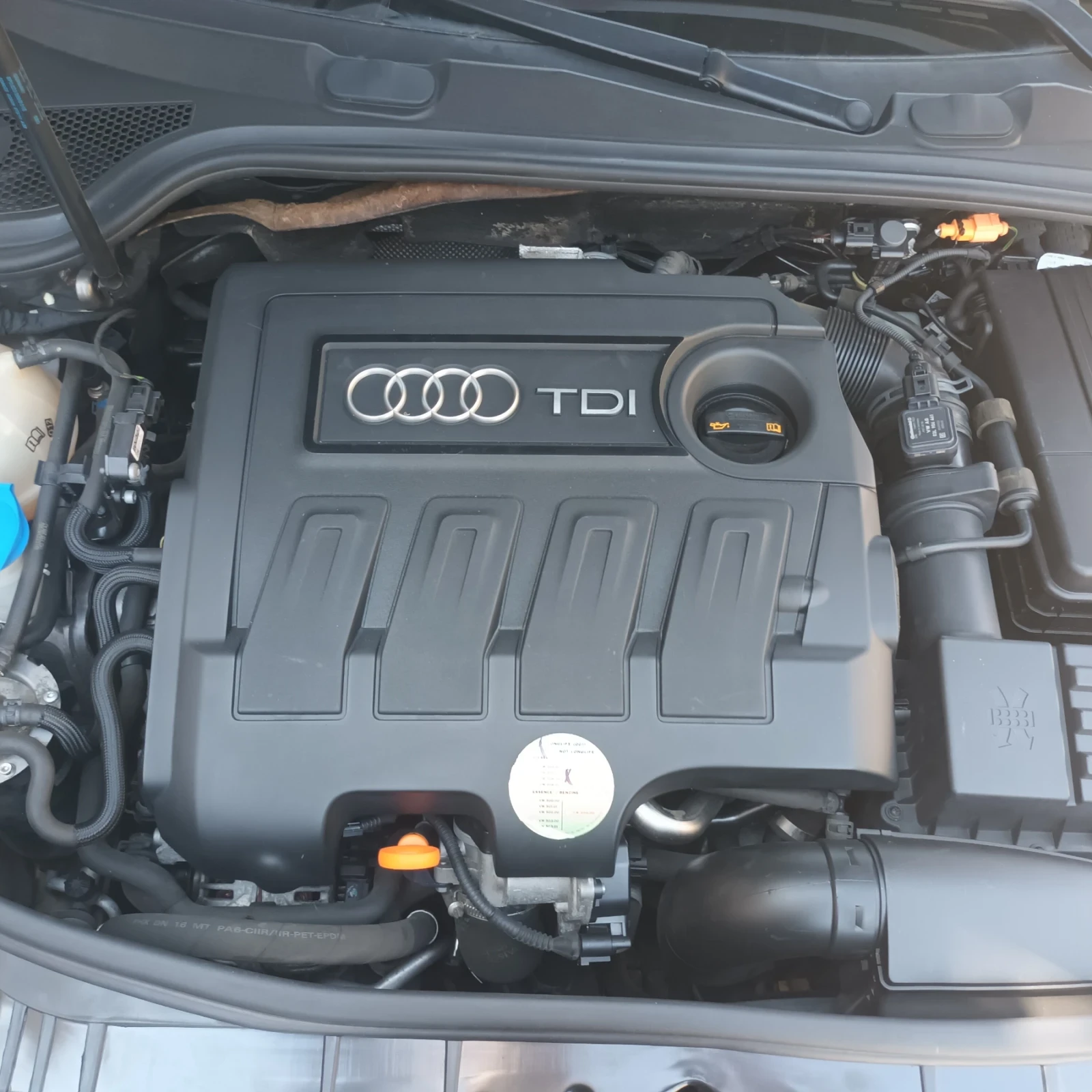 Audi A3 Sportback 1.6 Tdi - изображение 10