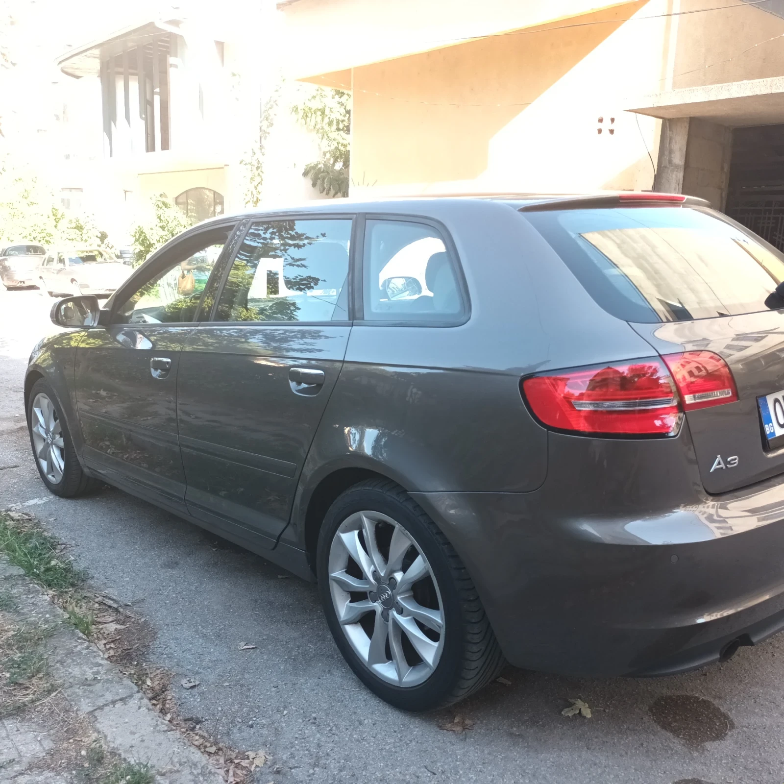 Audi A3 Sportback 1.6 Tdi - изображение 6
