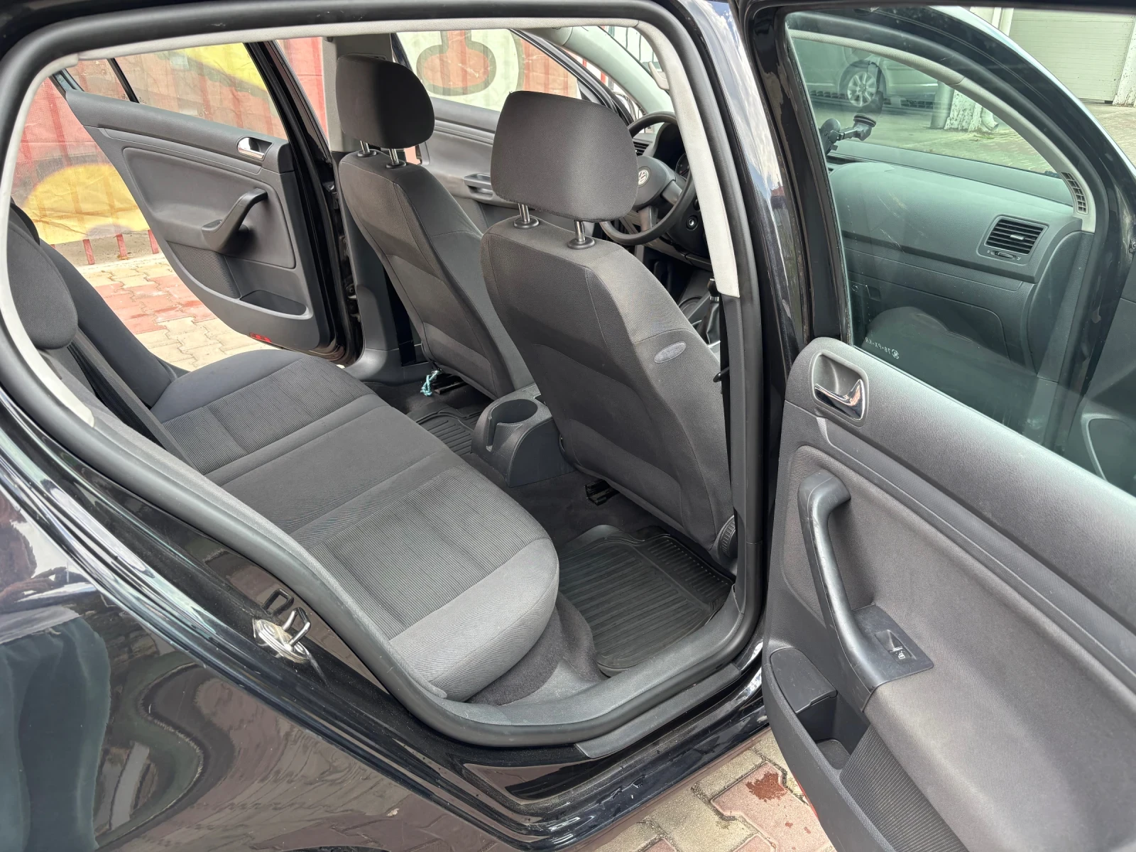 VW Golf  - изображение 10