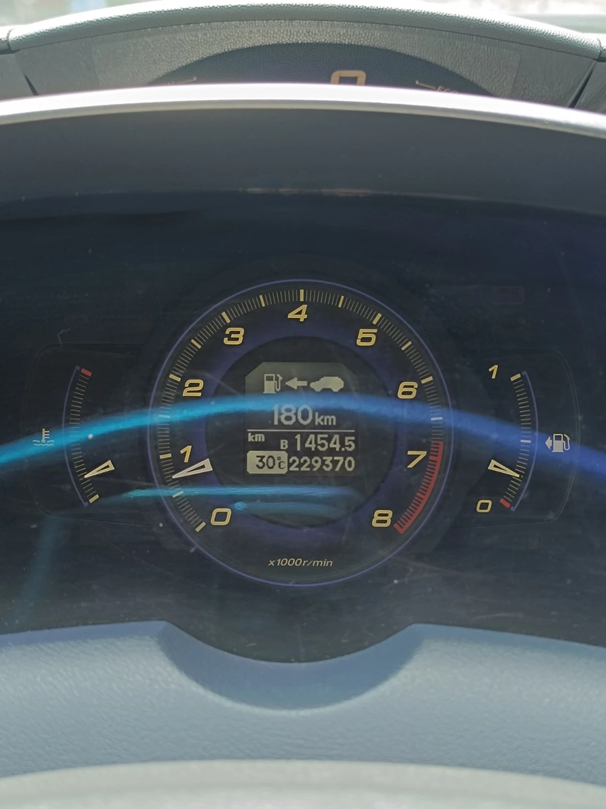 Honda Civic 1.8 i-VTEC - изображение 8