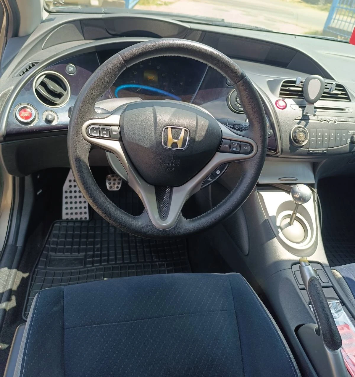 Honda Civic 1.8 i-VTEC - изображение 7