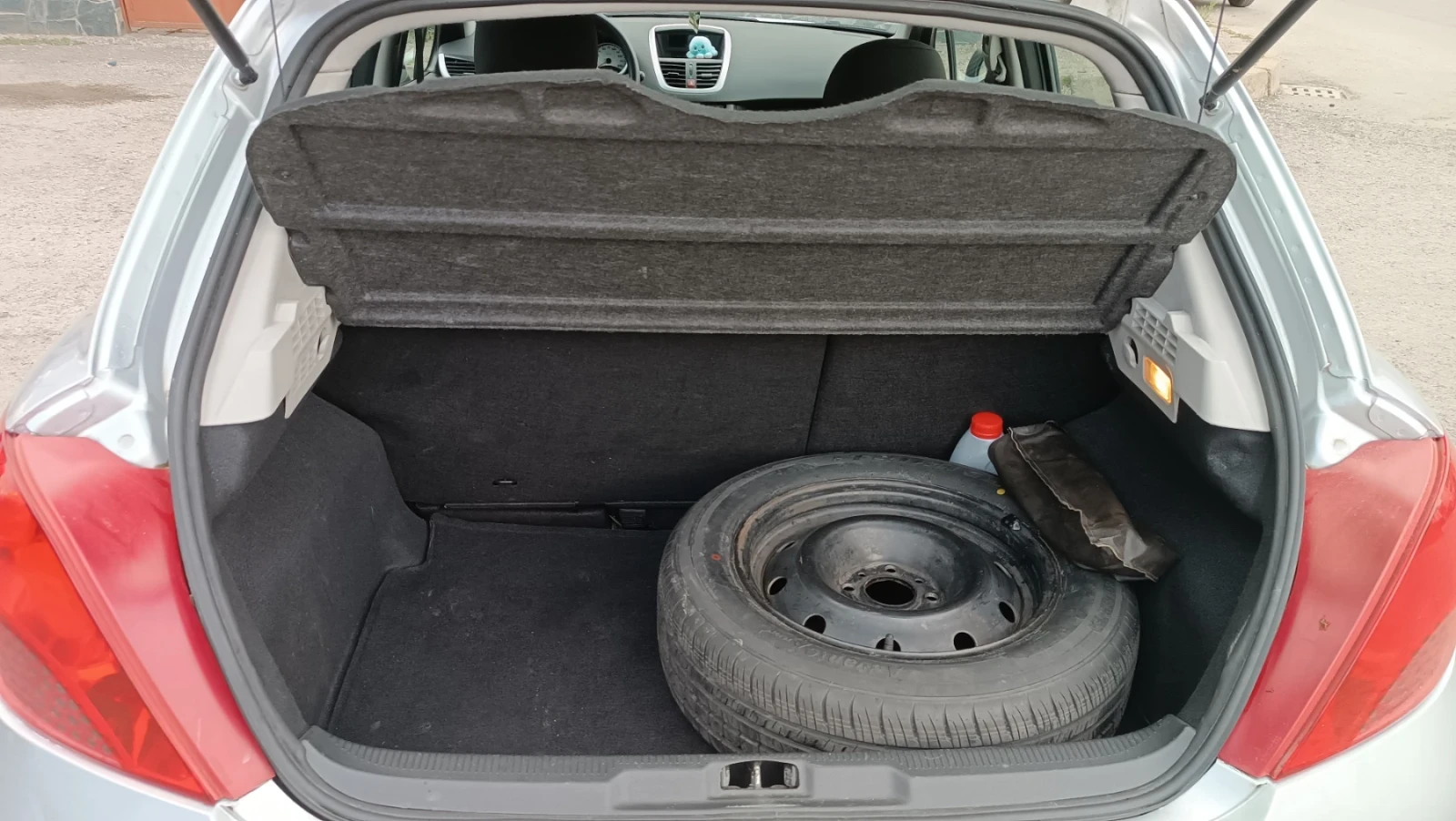 Peugeot 207 1.4 - изображение 9