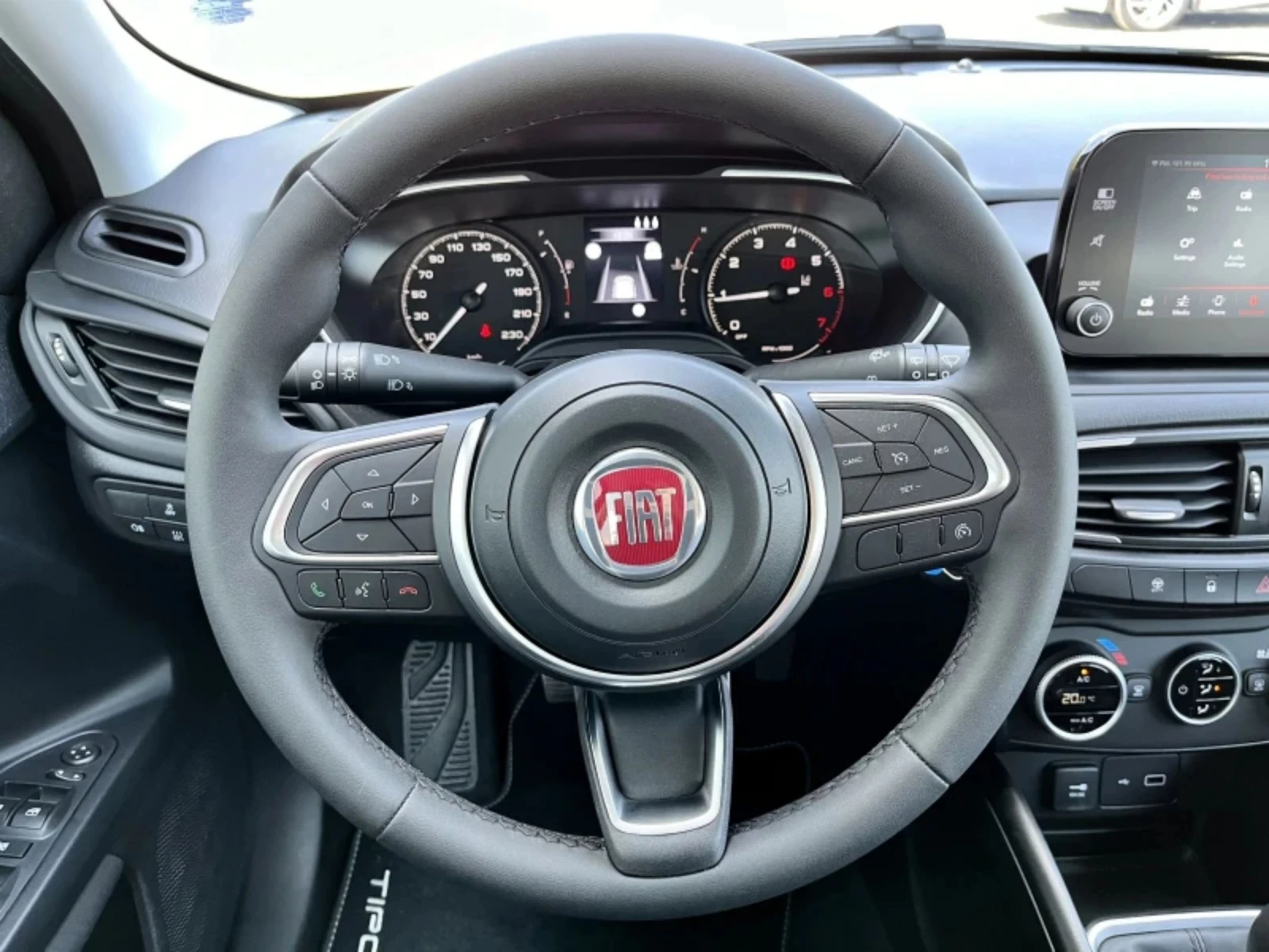 Fiat Tipo 15000км - изображение 7