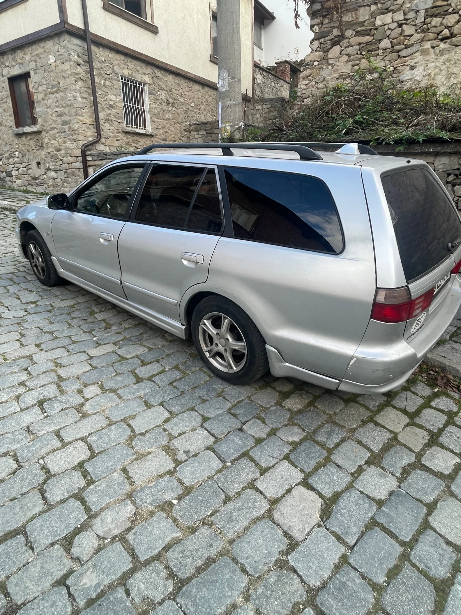 Mitsubishi Galant  - изображение 3