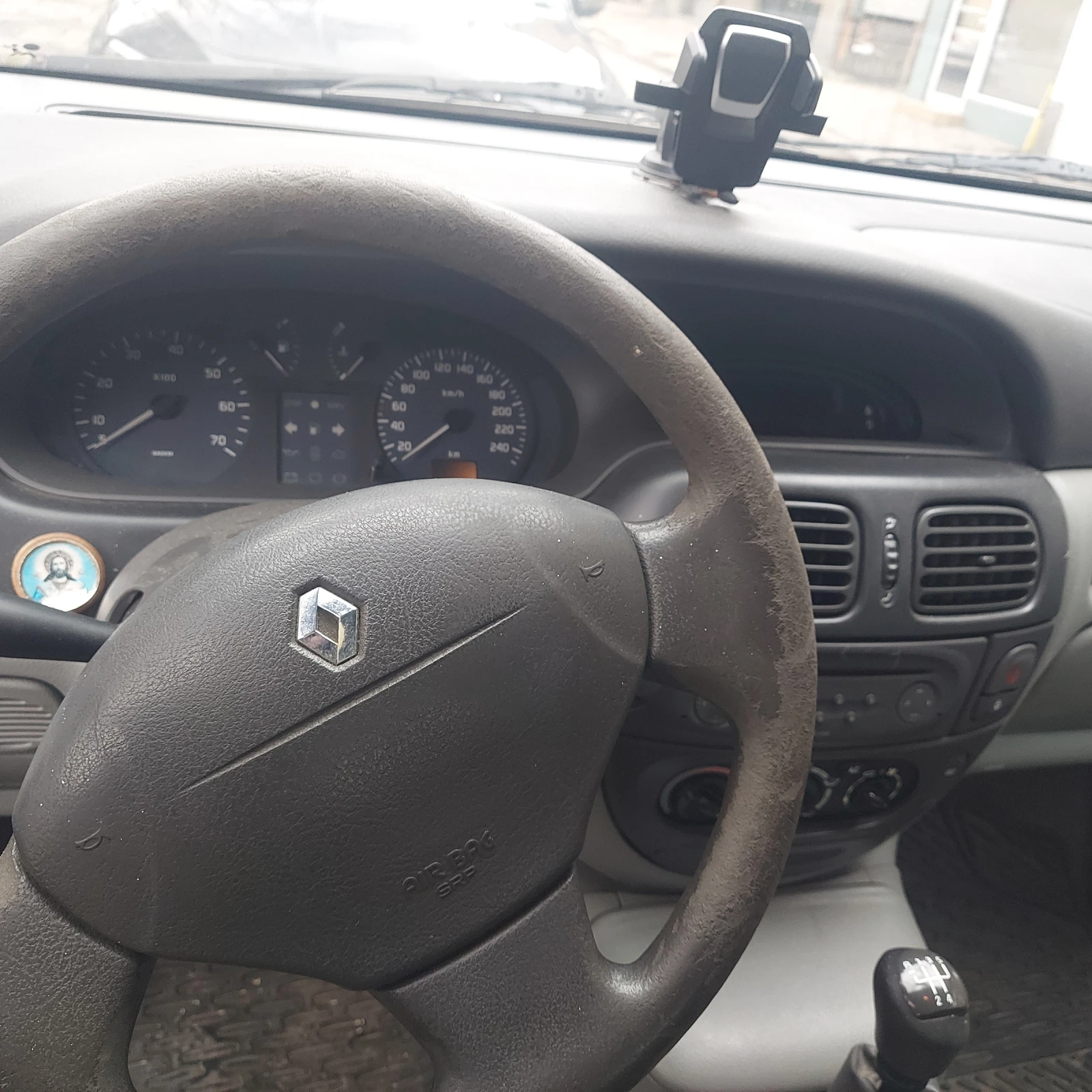 Renault Scenic  - изображение 7