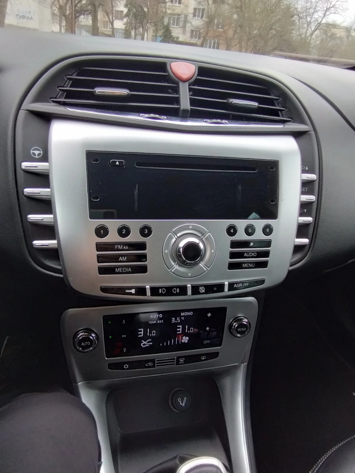 Lancia Delta, снимка 9 - Автомобили и джипове - 53923728