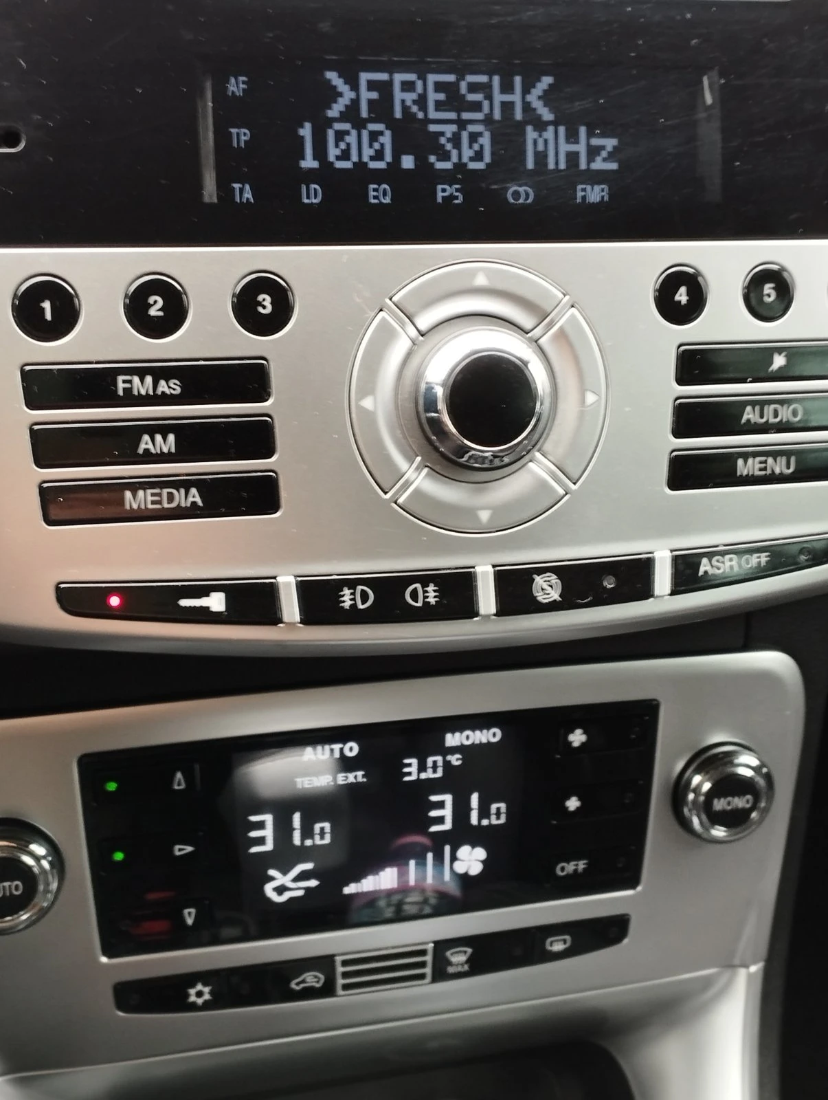 Lancia Delta, снимка 13 - Автомобили и джипове - 53923728