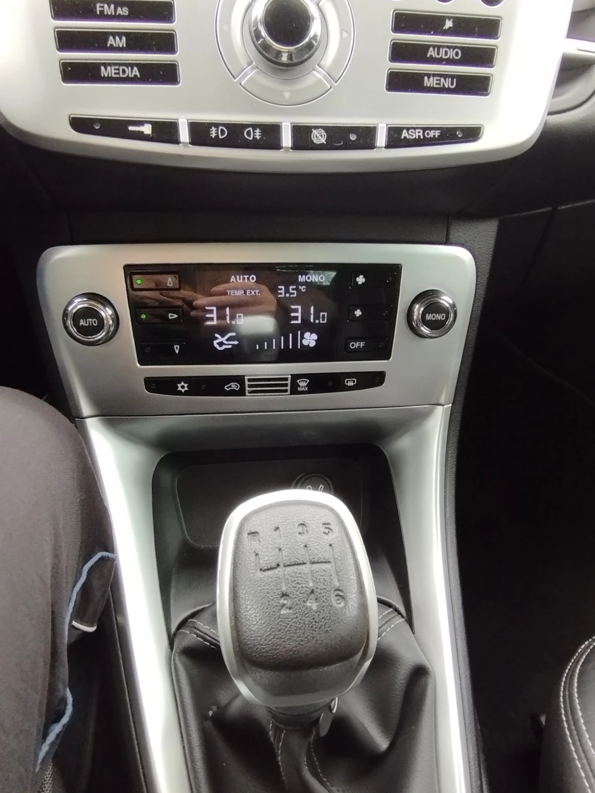 Lancia Delta, снимка 7 - Автомобили и джипове - 53923728