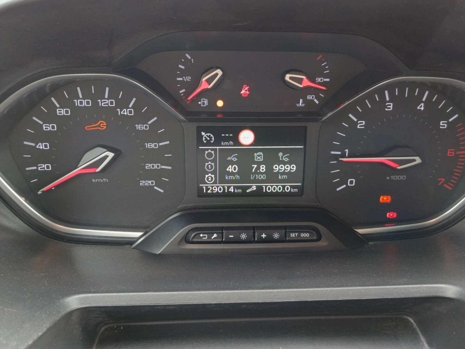 Peugeot Rifter ALLURE , снимка 10 - Автомобили и джипове - 53998157