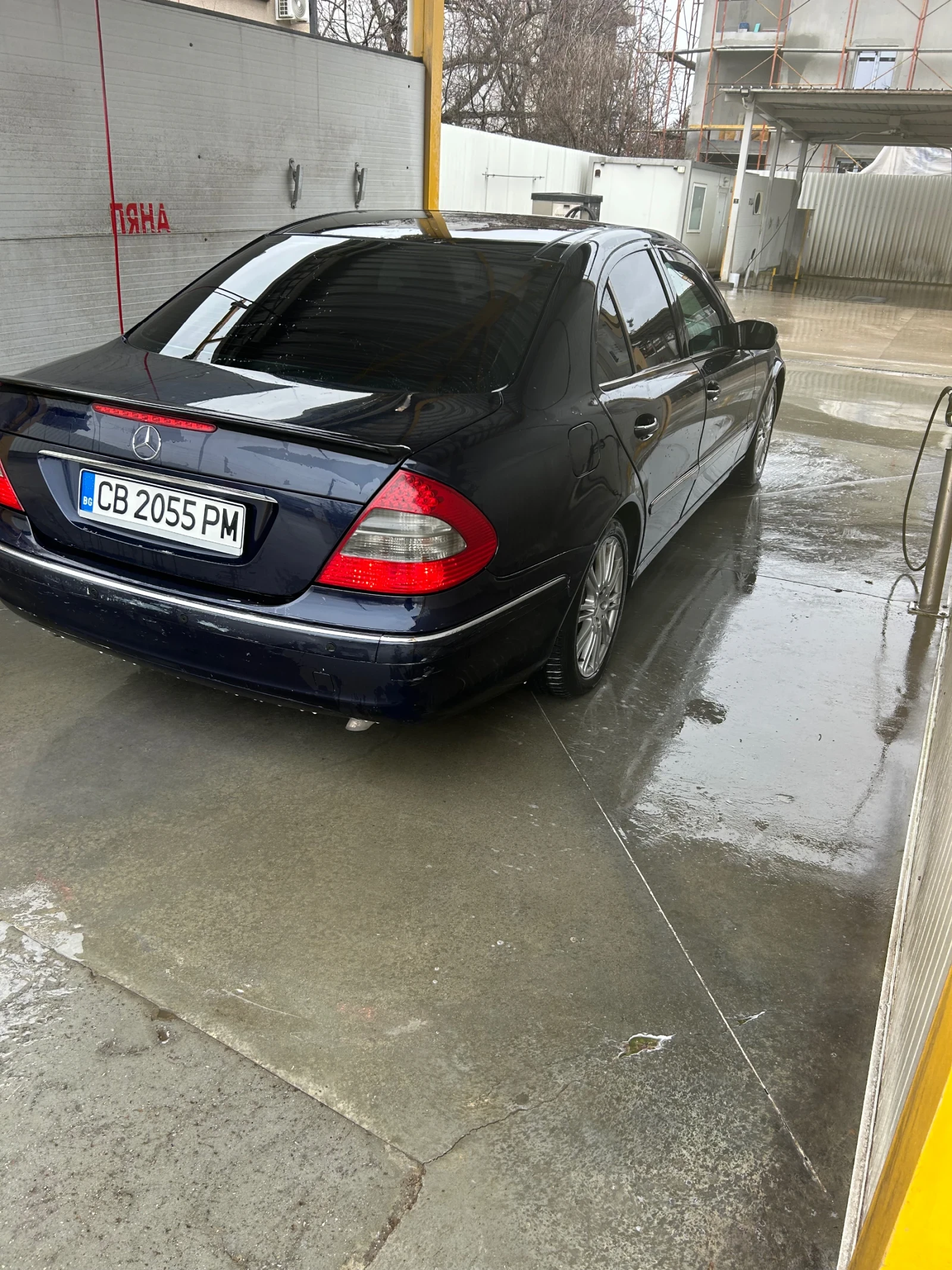 Mercedes-Benz E 270, снимка 3 - Автомобили и джипове - 54261210