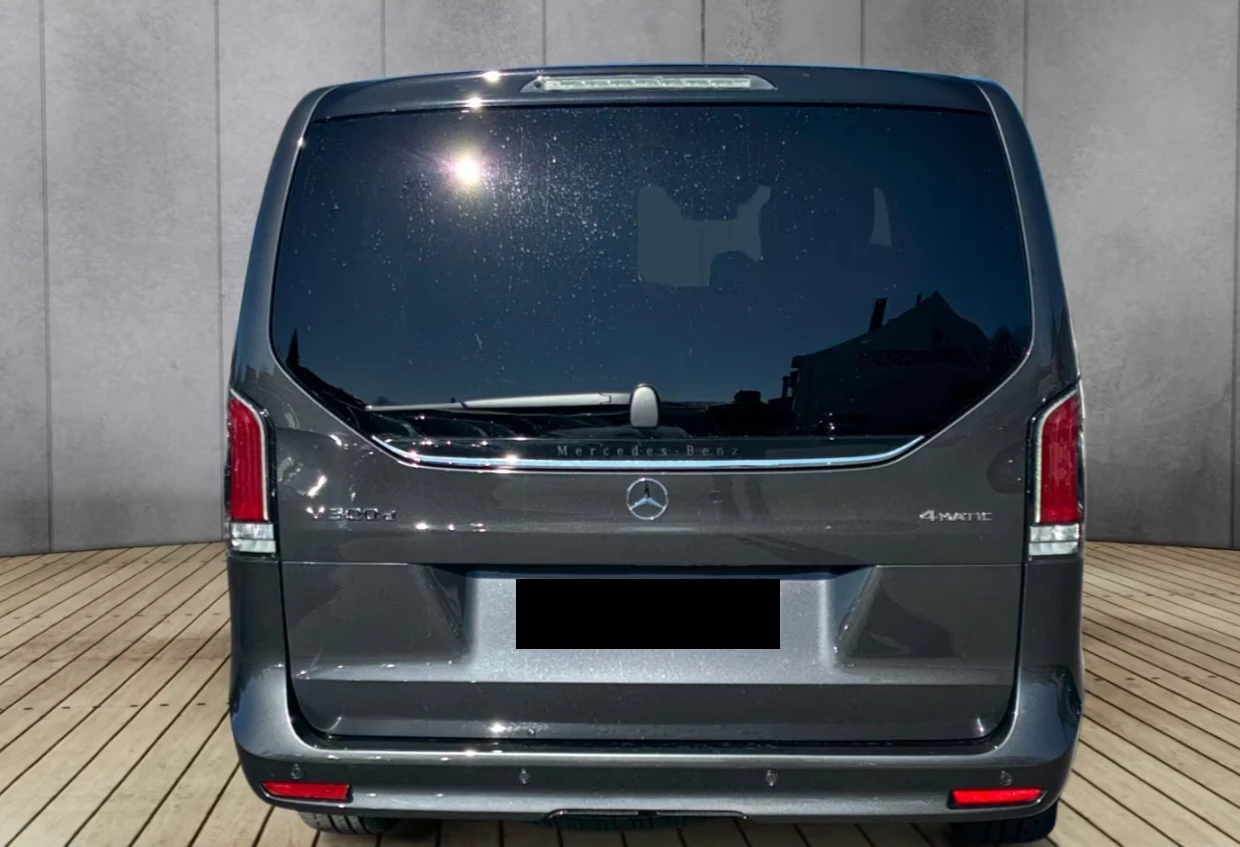 Mercedes-Benz V 300 d / 4MATIC / VIP SEATS / AVANTGARDE / LONG/ PANO /, снимка 5 - Автомобили и джипове - 54478001