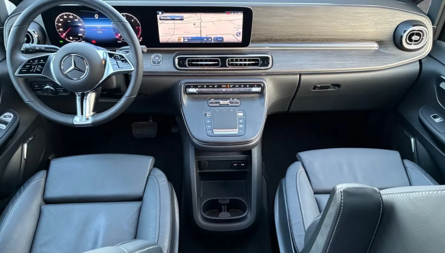 Mercedes-Benz V 300 d / 4MATIC / VIP SEATS / AVANTGARDE / LONG/ PANO /, снимка 7 - Автомобили и джипове - 54478001
