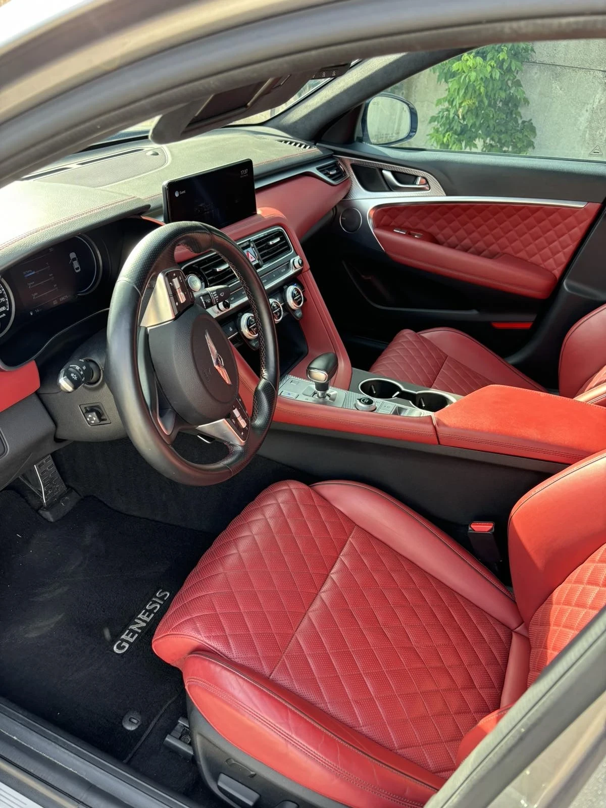 Genesis G70 3.3t AWD, снимка 6 - Автомобили и джипове - 54675288