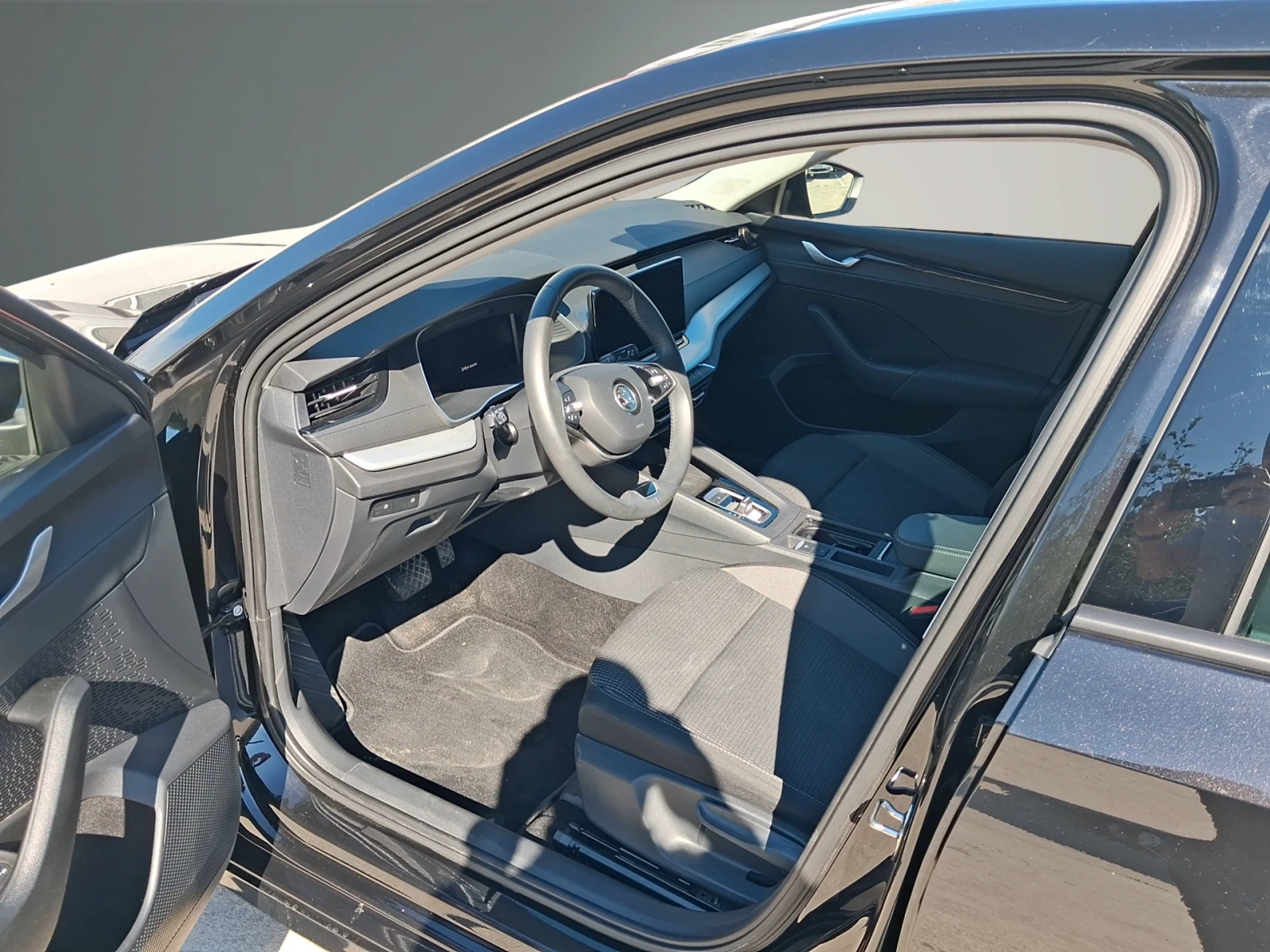 Skoda Octavia Business 1, 5 TSI 110, 00 kW 7-степенна автоматичн, снимка 9 - Автомобили и джипове - 54856036