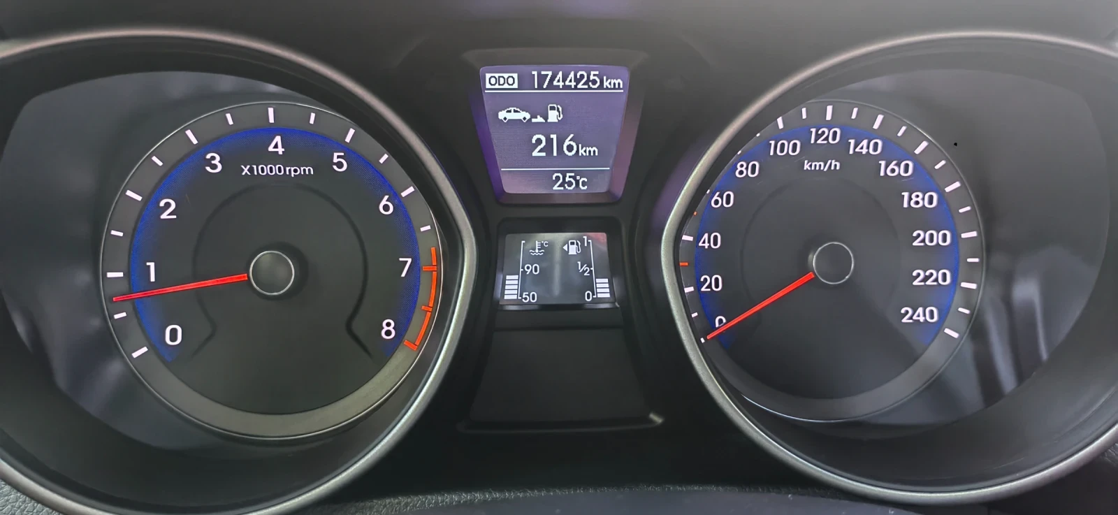 Hyundai I30 1.6 бензин /Газ , снимка 10 - Автомобили и джипове - 55494880