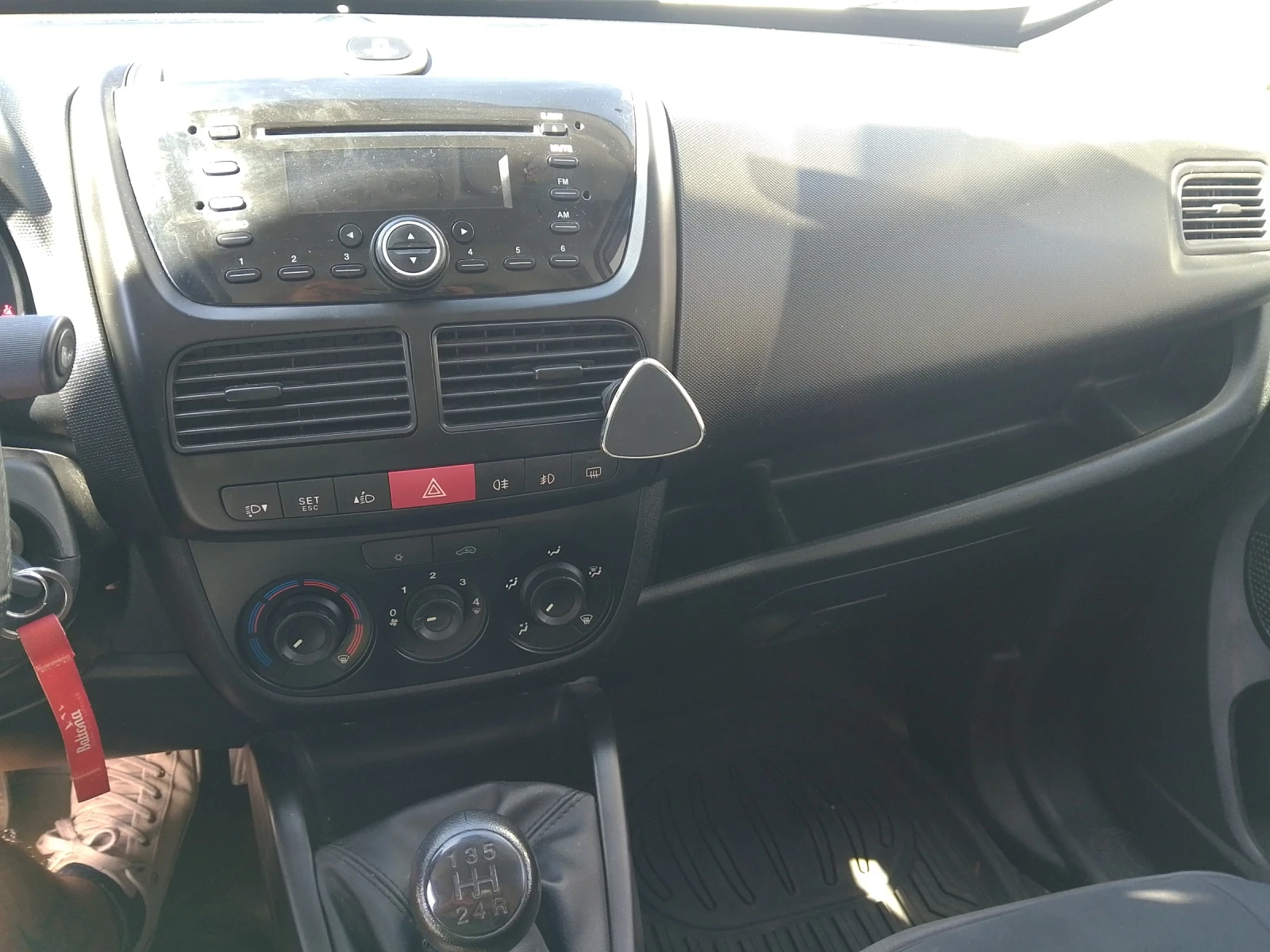 Opel Combo, снимка 8 - Автомобили и джипове - 55987837