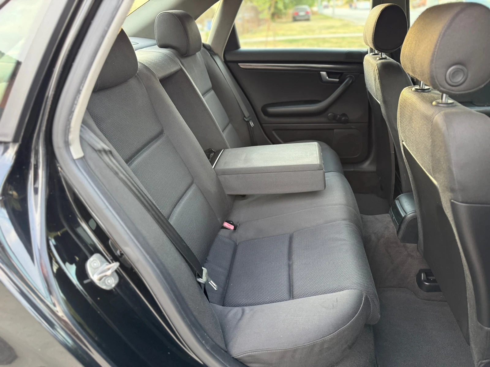 Audi A4 1.9TDI/131кс, снимка 12 - Автомобили и джипове - 56233356