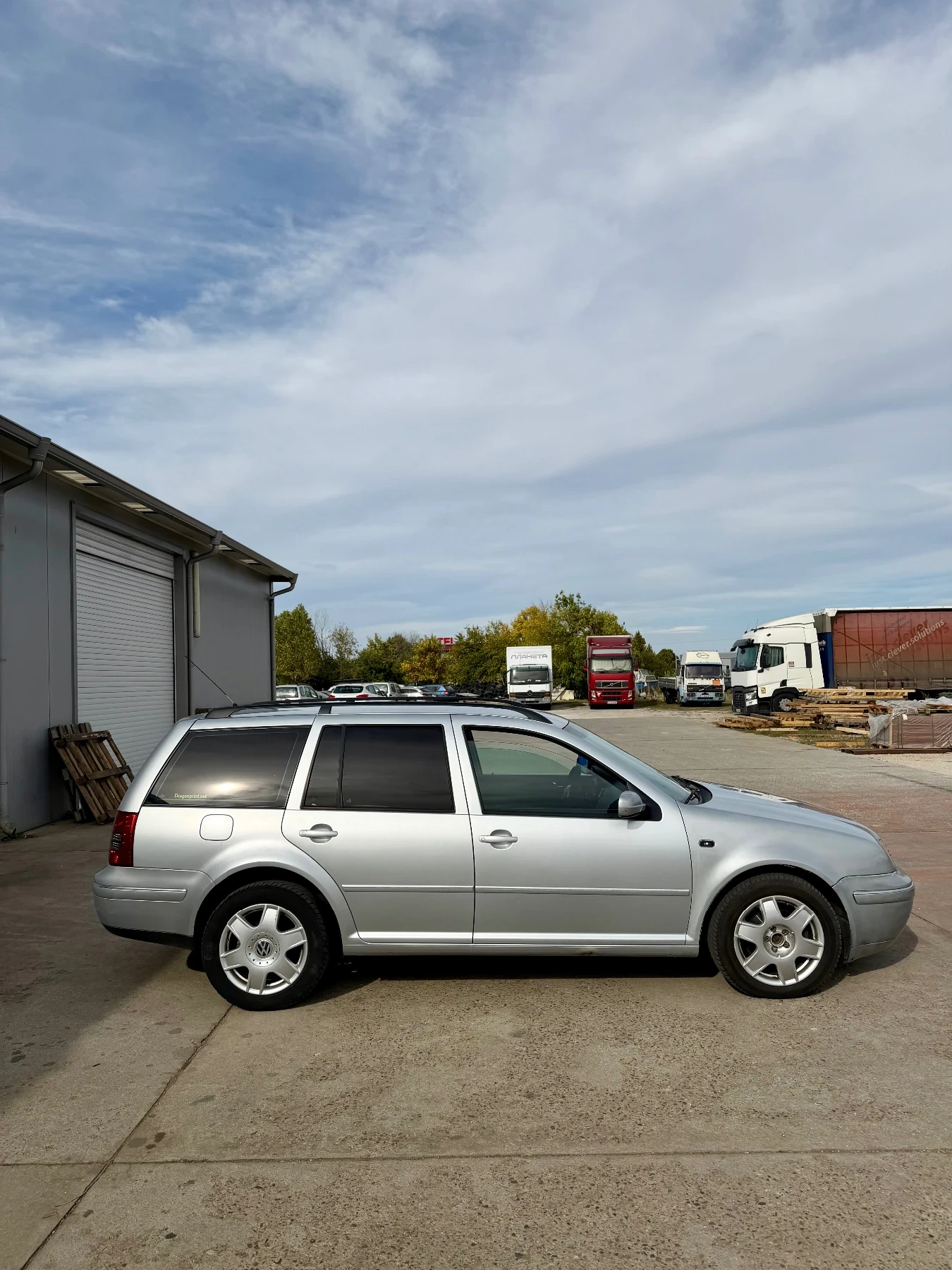VW Bora 1.9 TDI, снимка 2 - Автомобили и джипове - 56449396