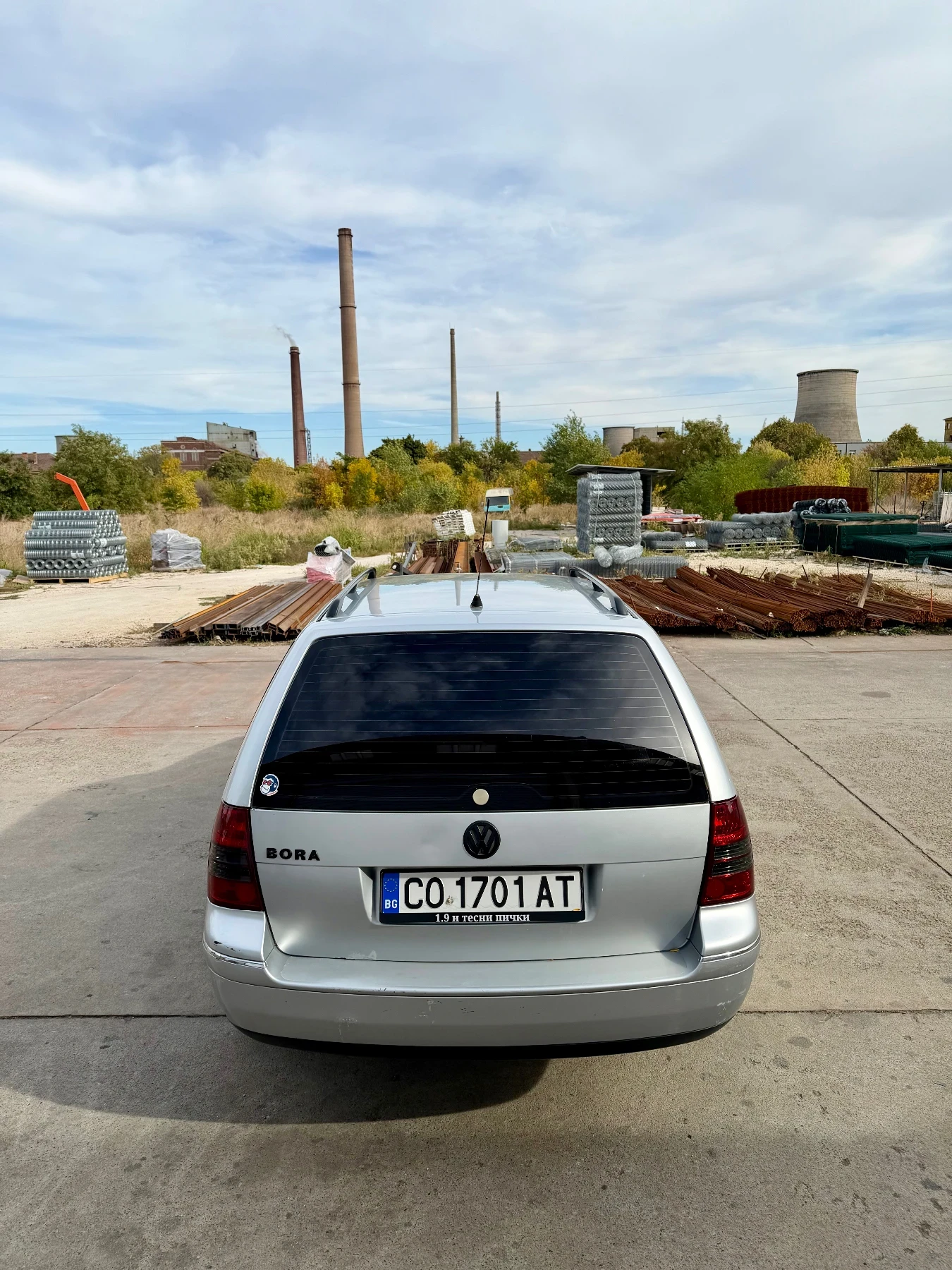 VW Bora 1.9 TDI, снимка 4 - Автомобили и джипове - 56449396