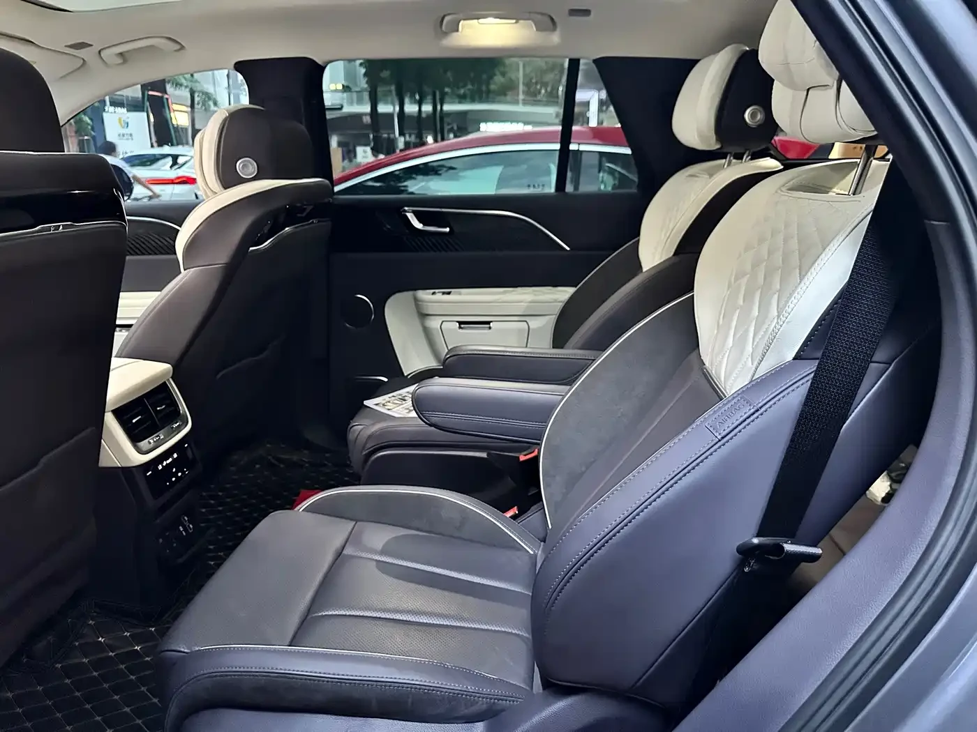 HongQi E-HS9 Flagship Comfort* �����* 360* �������* ���������*  | Mobile.bg � ����������� 14