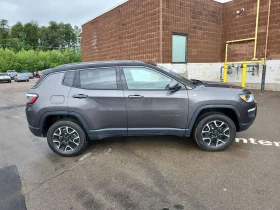 Jeep Compass * Trailhawk * CARFAX * БЕЗ ПЪРВОНАЧАЛНА ВНОСКА, снимка 3