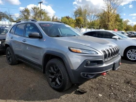 Jeep Cherokee TRAILHAWK 4X4* ПОДГРЕВ* КАМЕРА* KEYLESS, снимка 3