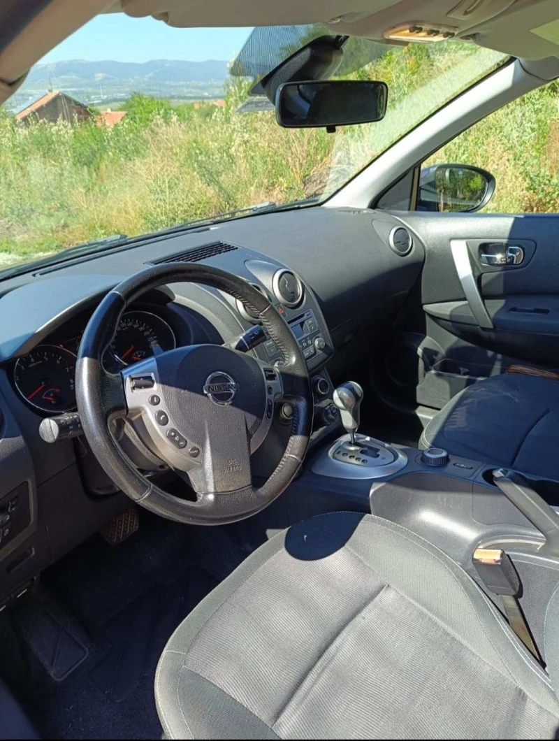 Nissan Qashqai, снимка 9 - Автомобили и джипове - 46725549