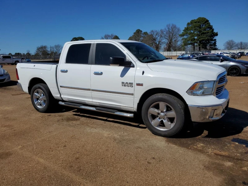 Dodge RAM 1500 SLT* 5.7 HEMI* ISOFIX* ПОДГРЕВ, снимка 3 - Автомобили и джипове - 49299668