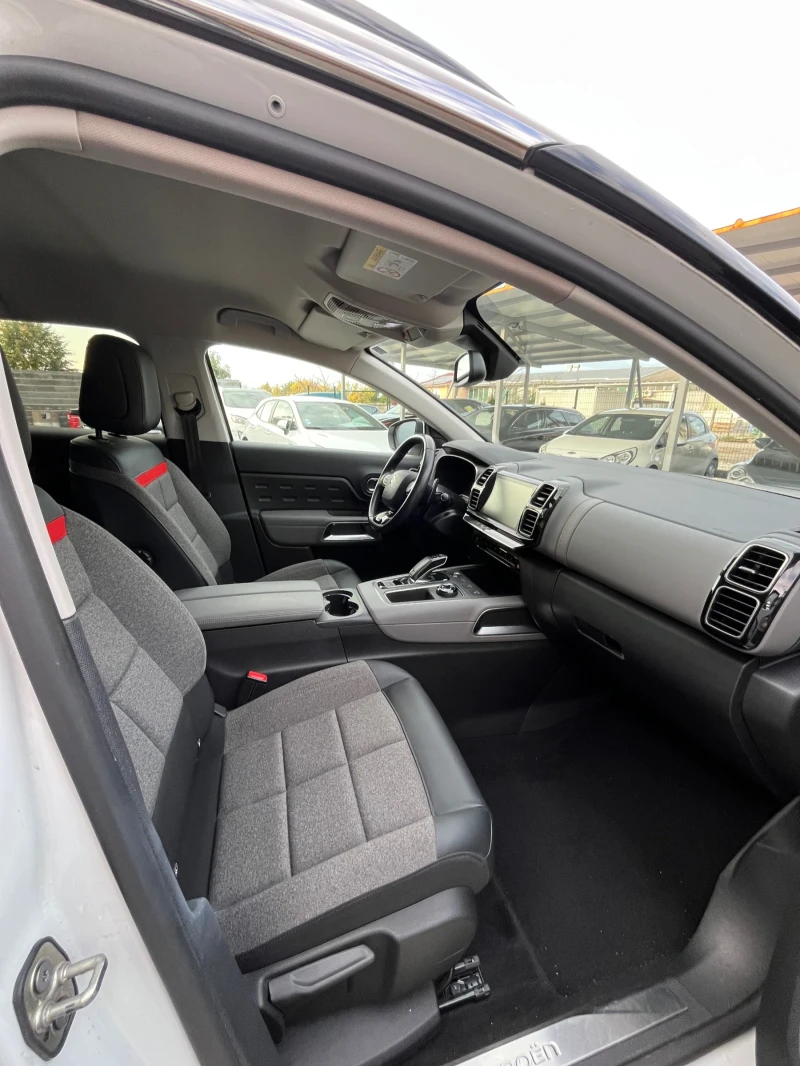 Citroen C5 Aircross 1.5 дизел, снимка 9 - Автомобили и джипове - 52107293