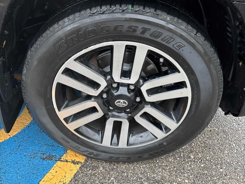 Toyota 4runner * Limited 4WD * CARFAX * БЕЗ ПЪРВОНАЧАЛНА ВНОСКА, снимка 7 - Автомобили и джипове - 52861197