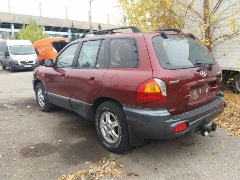 Hyundai Santa fe 2.7 4х4 , снимка 4 - Автомобили и джипове - 46948609