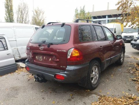 Hyundai Santa fe 2.7 4х4 , снимка 6 - Автомобили и джипове - 46948609