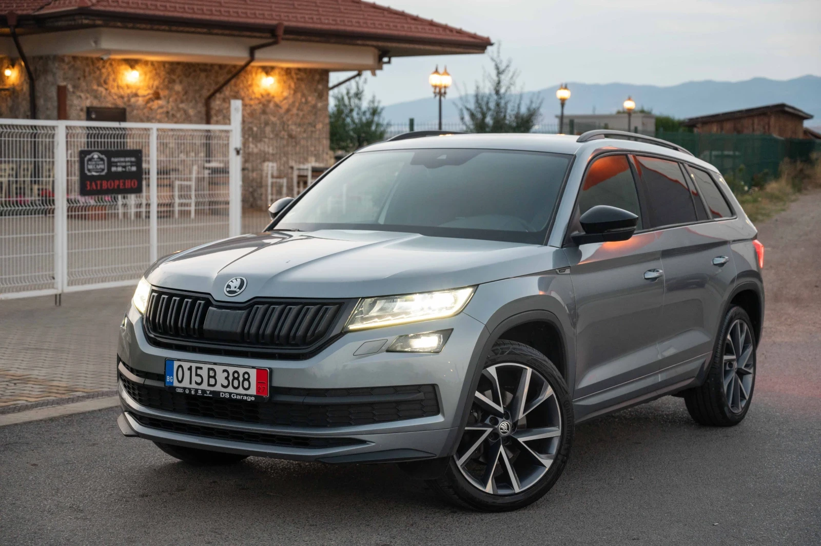 Skoda Kodiaq 2.0TDI* Sportline* Matrix* CANTON* КАМЕРА* Germany, снимка 1