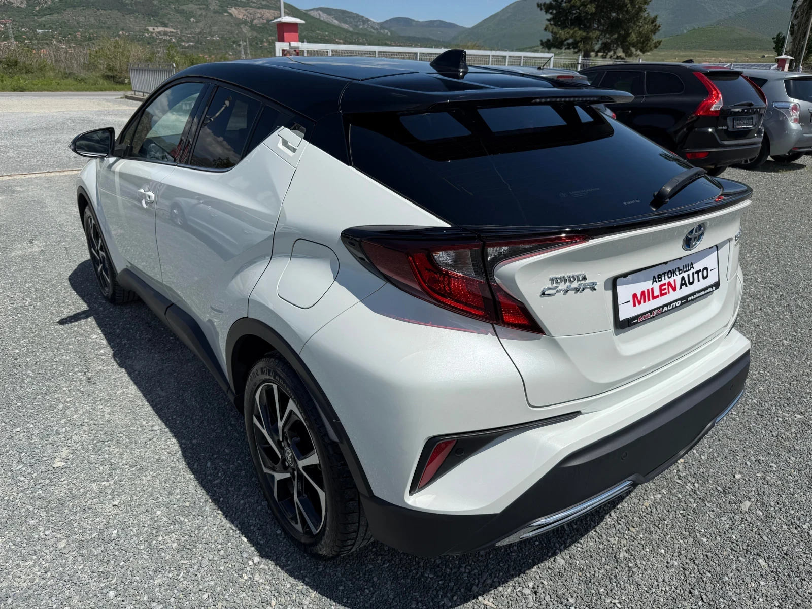 Toyota C-HR (KATO НОВА)^(ХИБРИД) - изображение 8