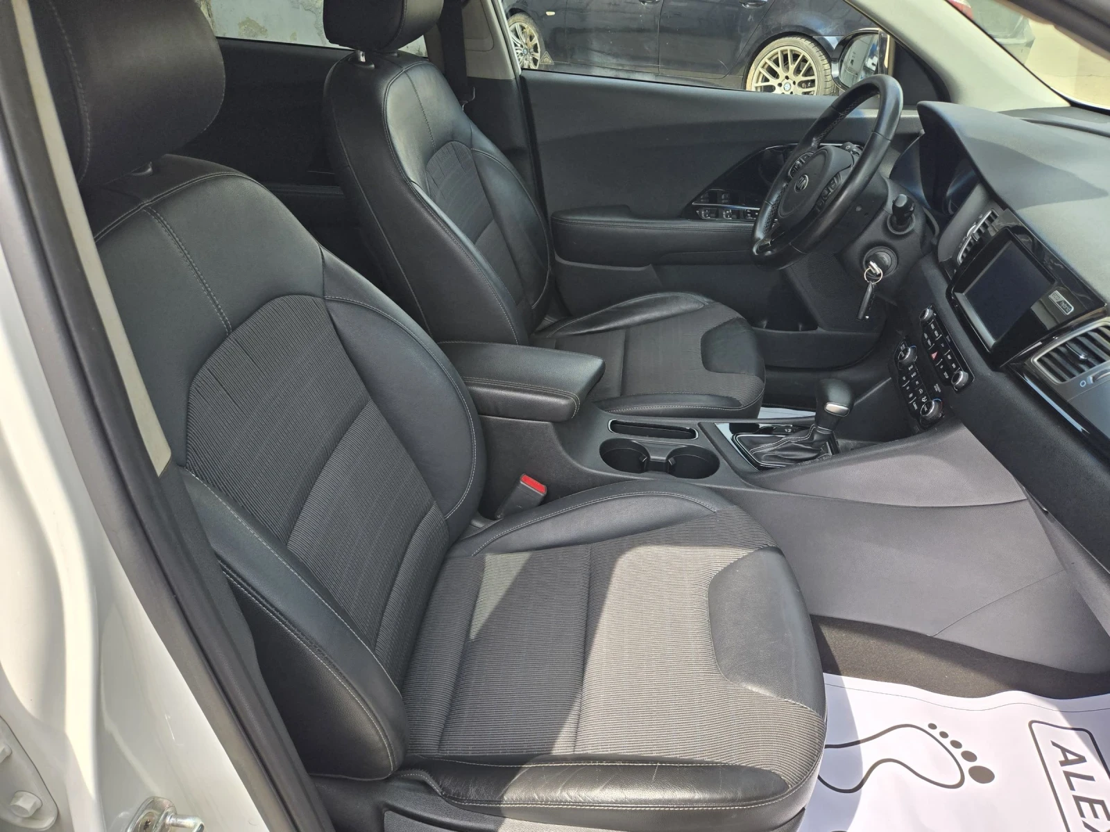 Kia Niro  - изображение 6